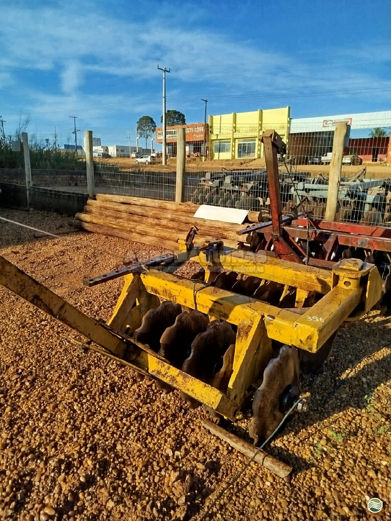 IMPLEMENTOS AGRICOLAS GRADE ARADORA ARADORA 12 DISCOS Agromáquinas COLNIZA MATO GROSSO MT